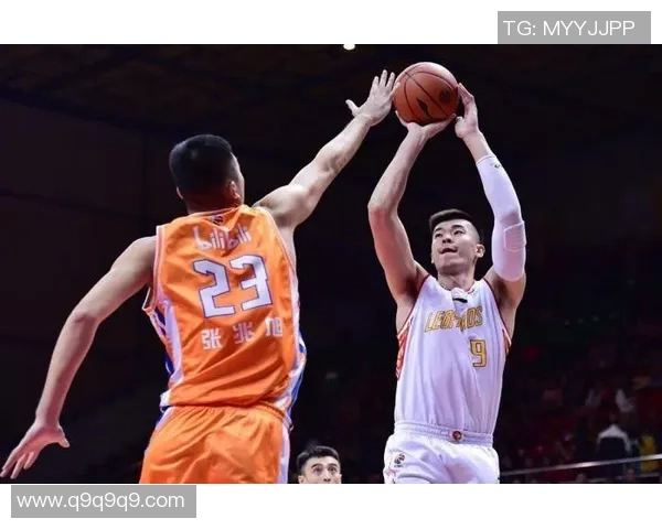 重庆与深圳篮球队赛后分析个人能力对比与表现总结